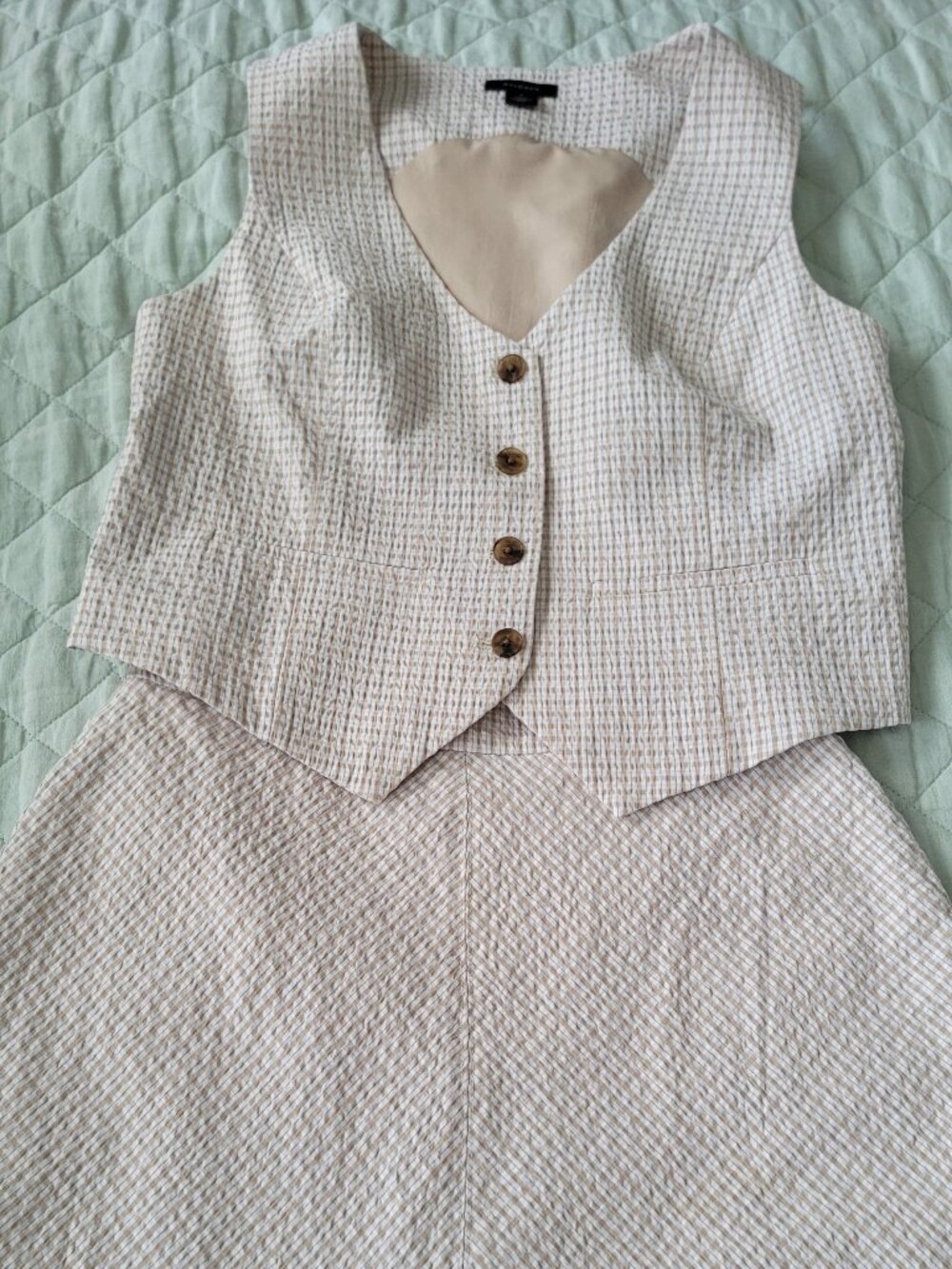 Halogen skirt and vest set size XS skirt and Small vest